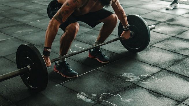 Untersuchung, wie Steroide zu mehr Kraft und Ausdauer beim Training beitragen